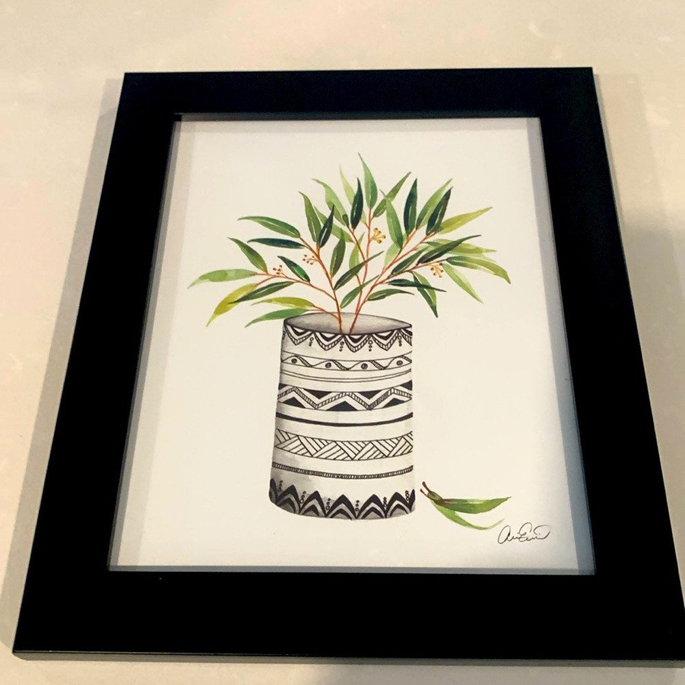 Framed floral in ceramic print